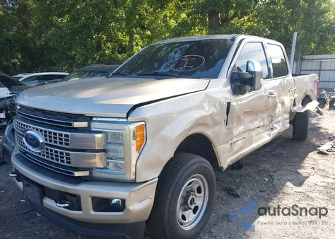 2017 Ford F-250 Platinum из США, поврежденный, VIN 1FT7W2BT6HEF35431